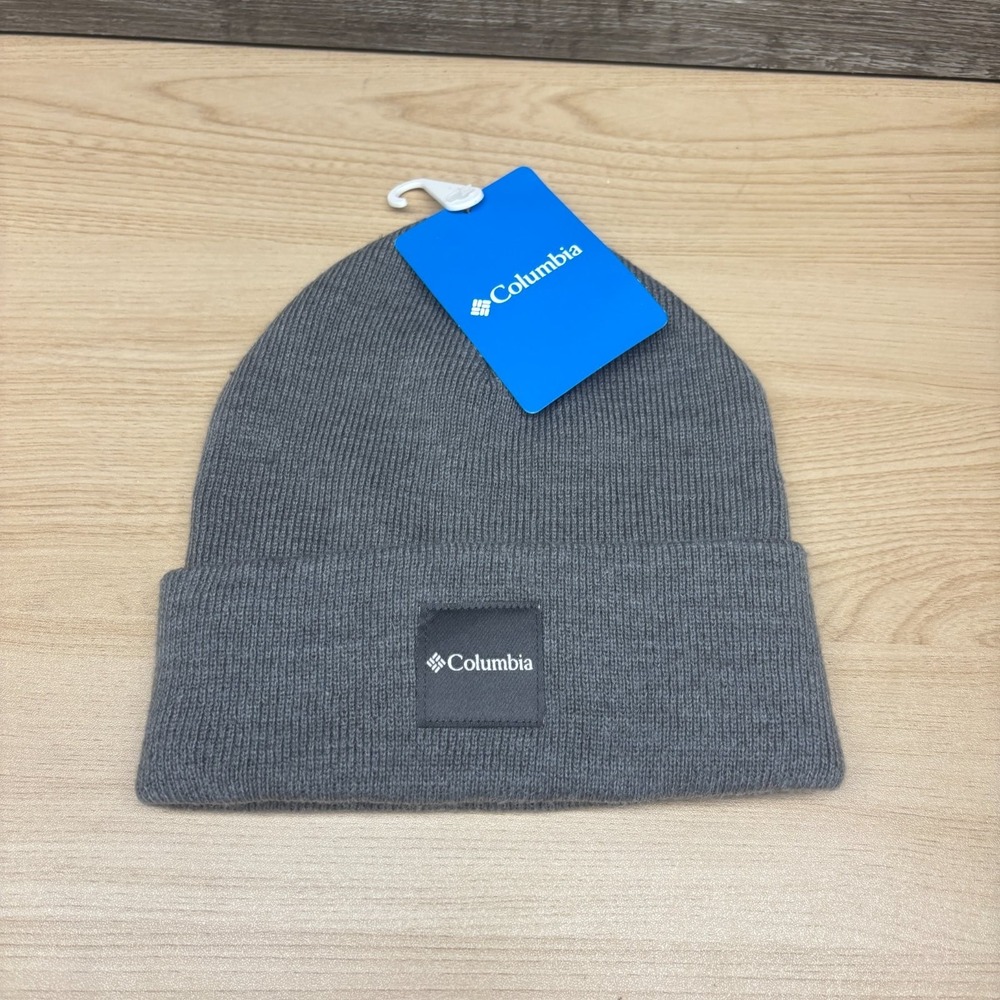 Columbia Hat Cap Beanie Gray City Trek Heavyweight Outdoor Hiking Winter Logo